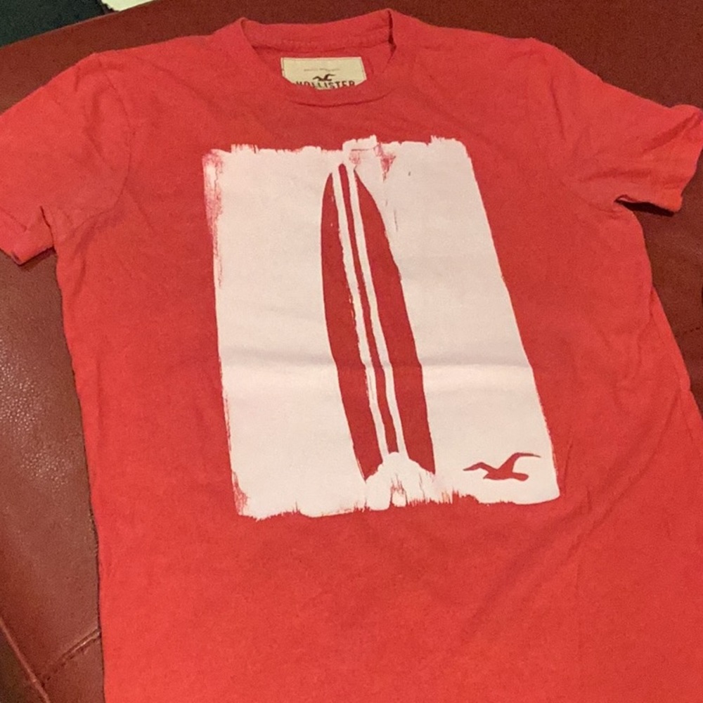 Hollister T-shirt